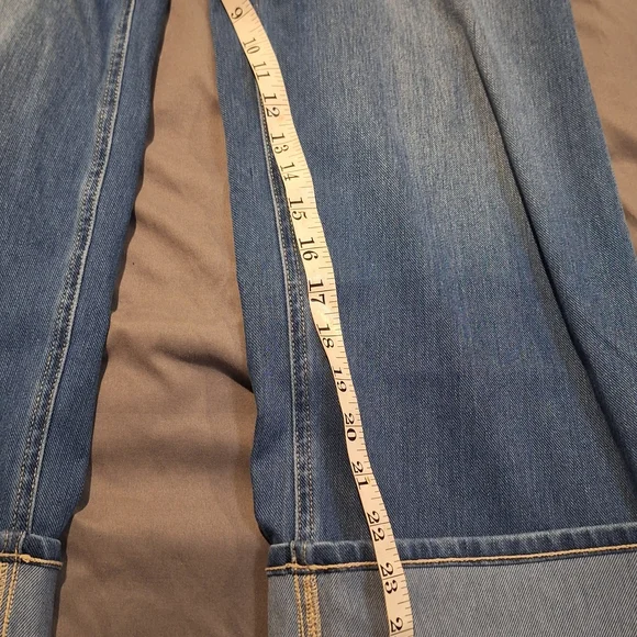 Halara Flex Cuffed Classic Blue Women's Jeans, Size M - Picture 6 of 6